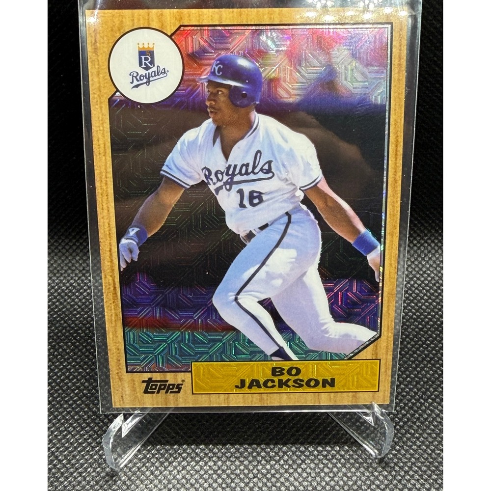 2017 Topps 1987 Hobby Continuity Bo Jackson Kansas City Royals 87-BJ NM+